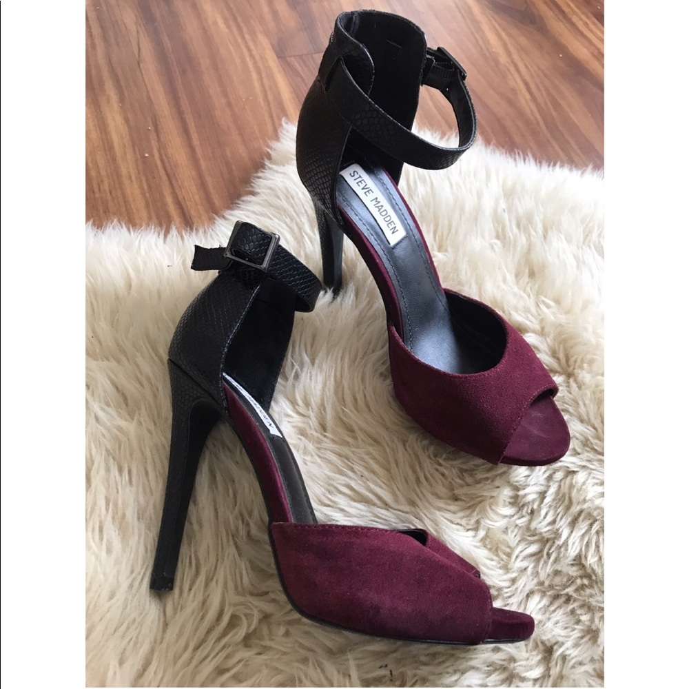 Steve Madden Snakeskin Patterned Burgundy Heels